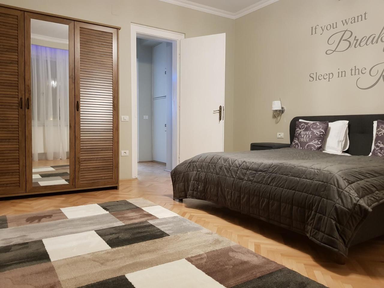 City Center Dream Apartment 蒂米什瓦拉 外观 照片